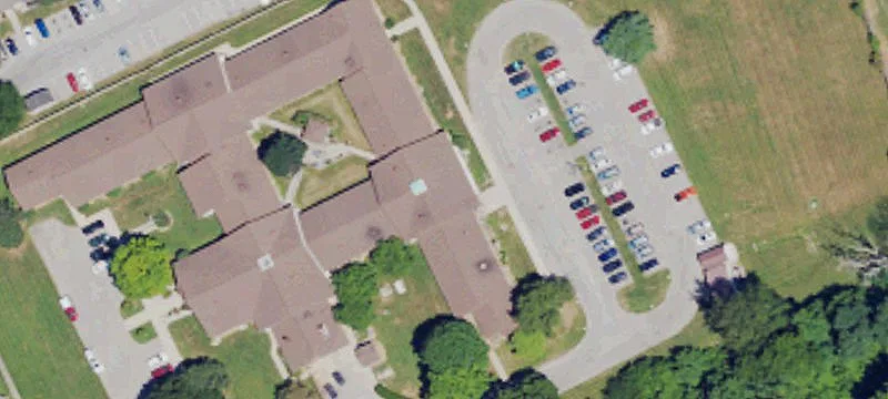 499 Ctr Ave