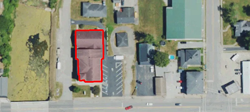 207 2nd St