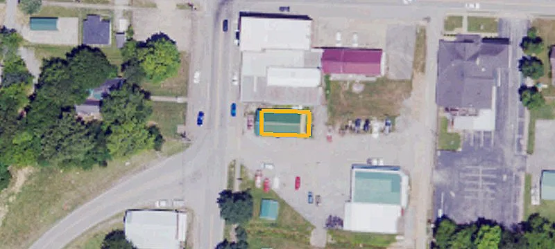 100 Willow Dr
