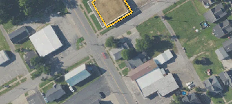 212 2nd St