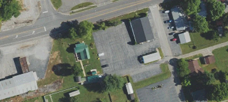 Louisville Rd