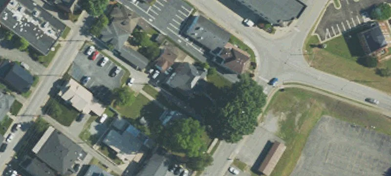 229 Main St