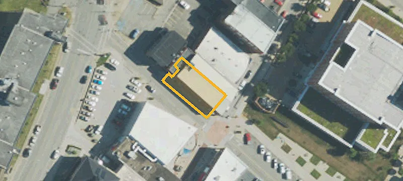 210 2nd St