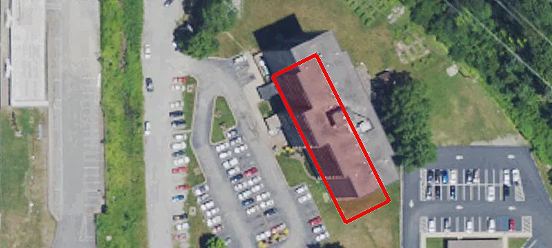 200 Douglas Pkwy