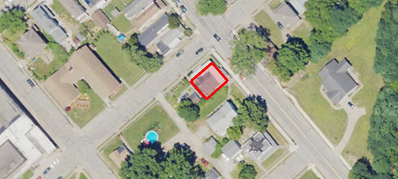 301 Main St