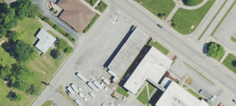 725 Main St