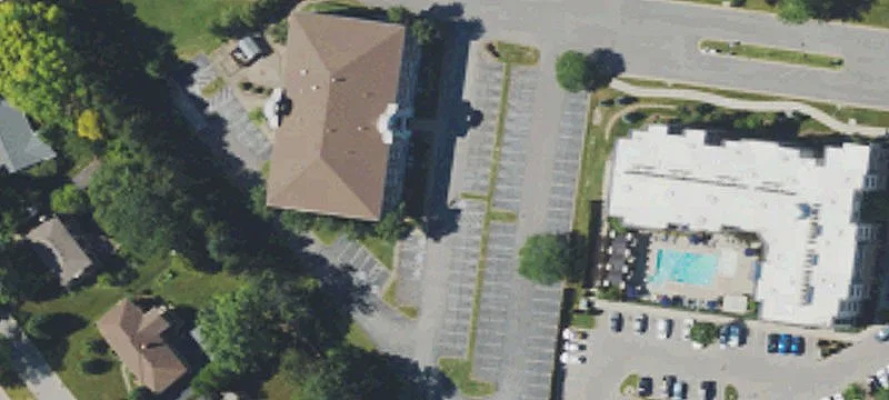 9400 Williamsburg Plz