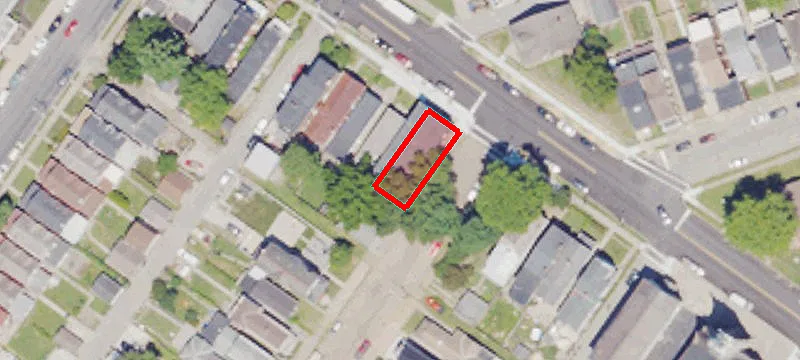 222 Adela Ave