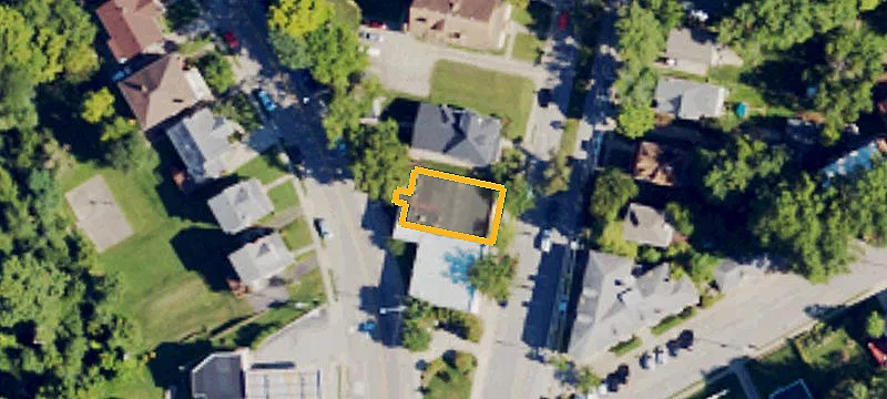 915 Ft Thomas Ave