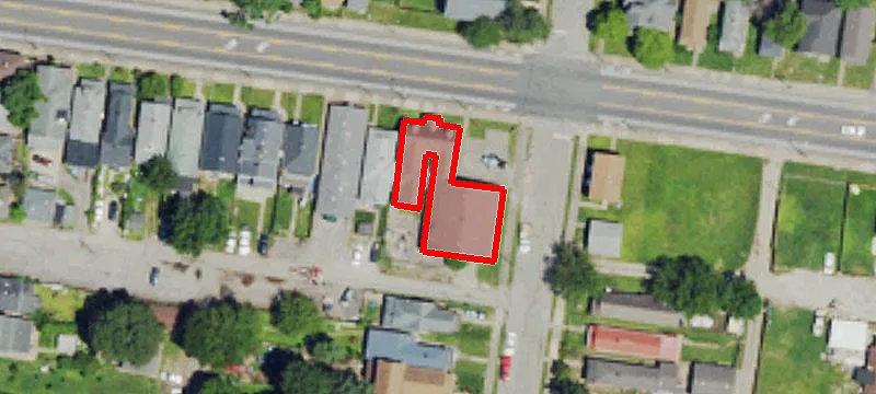 502 Winkler Ave