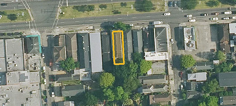 2420 Saint Claude Ave