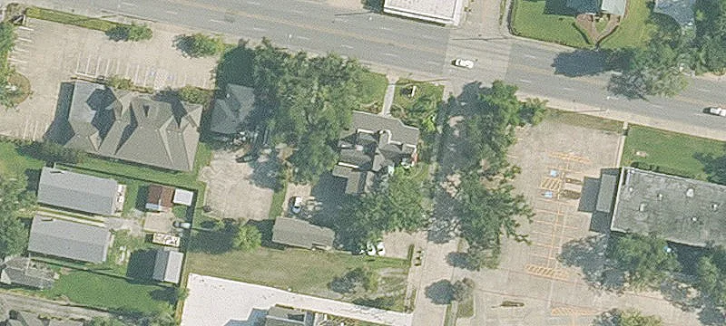 626 Broad St
