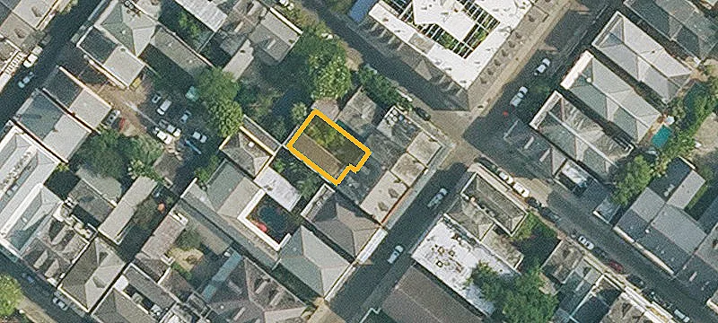 1133 Chartres St