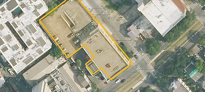 2001 Saint Charles Ave