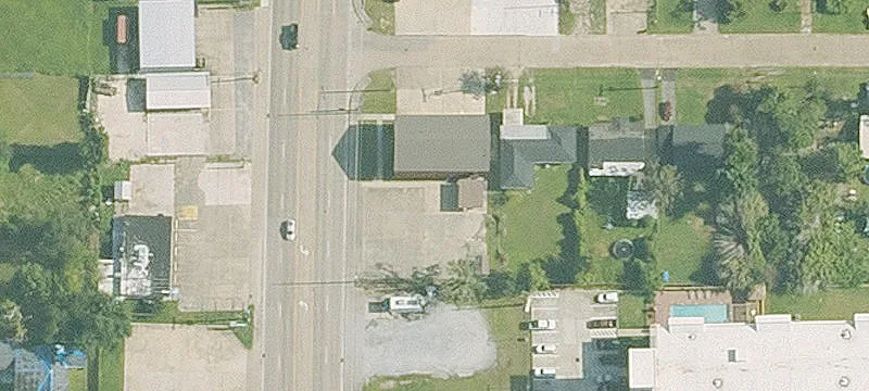 1114 Sampson St