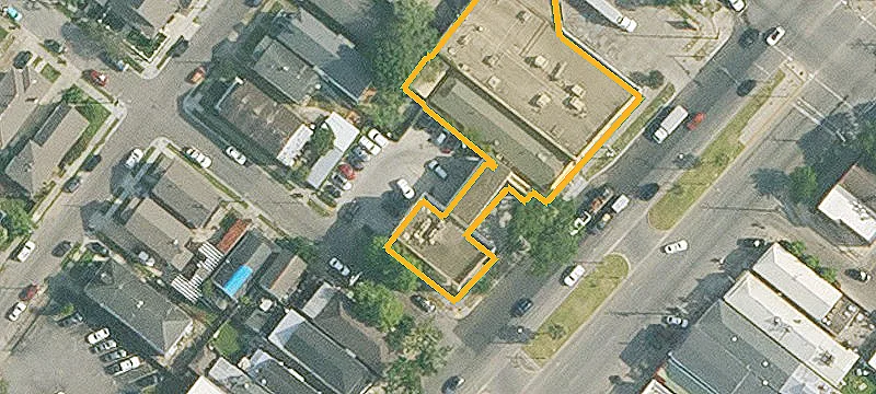 201 Carrollton Ave