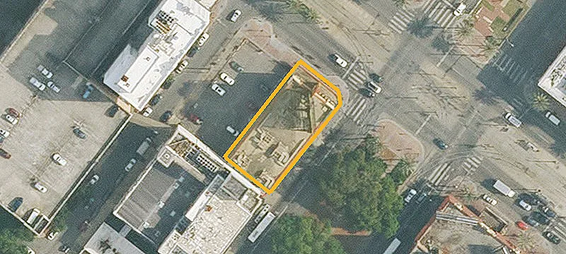 1200 Canal St