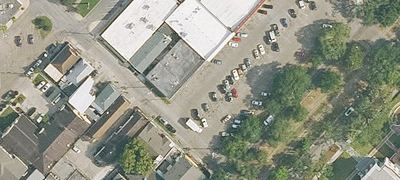 700 Carrollton Ave