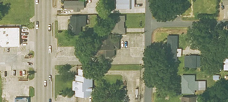306 Burnside Ave