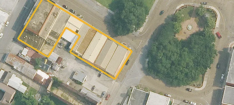 315 Pere Megret St