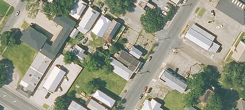 706 Railroad Ave