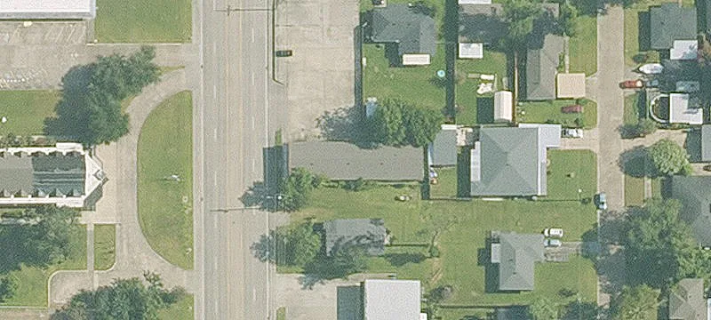 1312 Sampson St