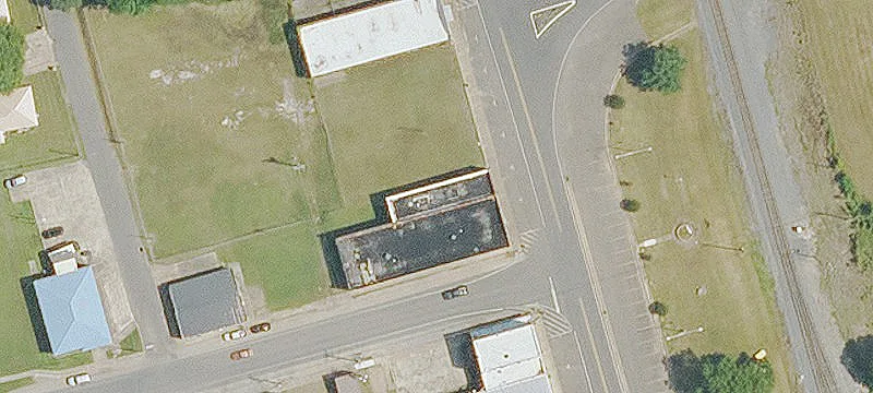 100 Land Ave