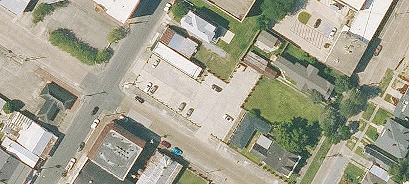129 Railroad Ave