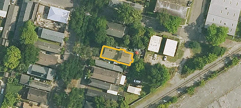 833 Poland Ave