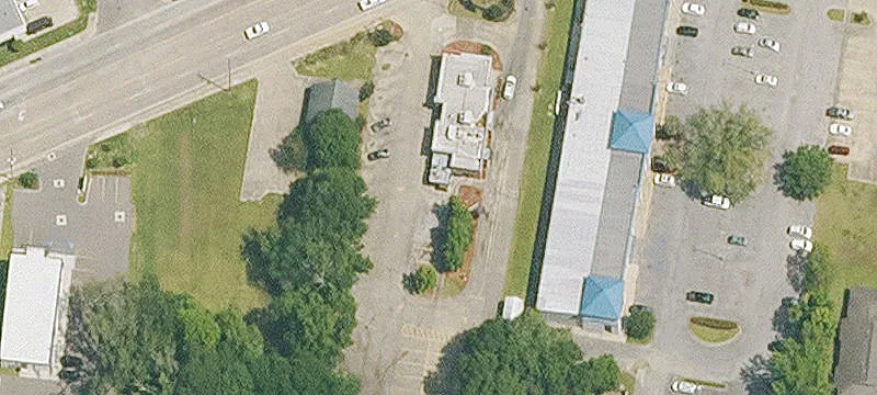 5754 Main St