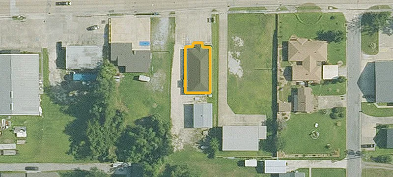 3711 Maplewood Dr