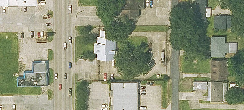 318 Burnside Ave