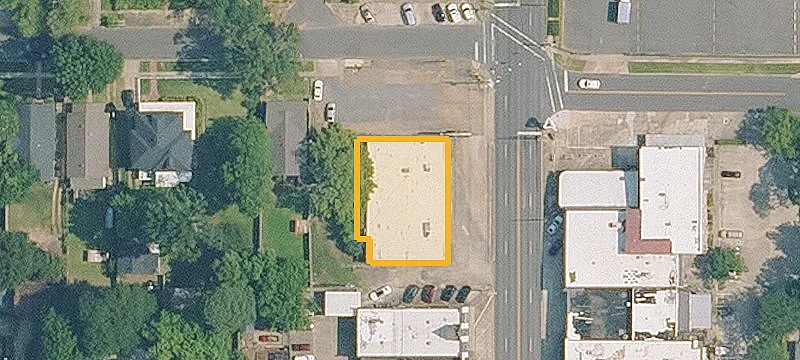 3310 Line Ave