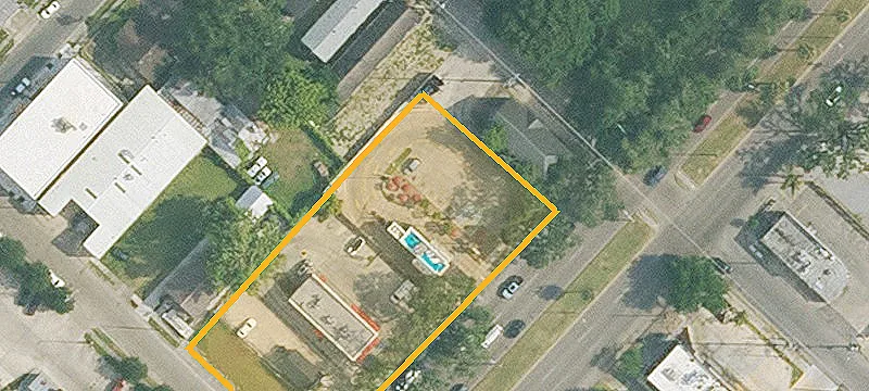 3222 Carrollton Ave