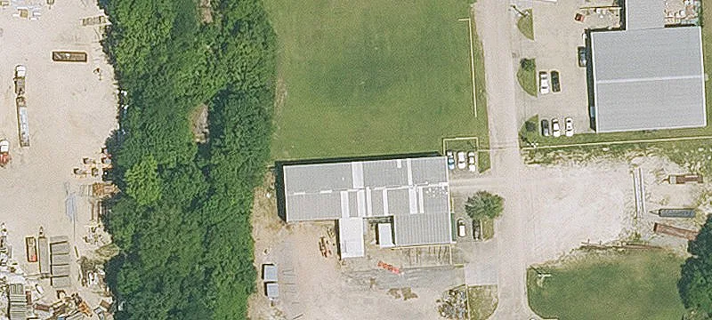 2621 Meeker Dr