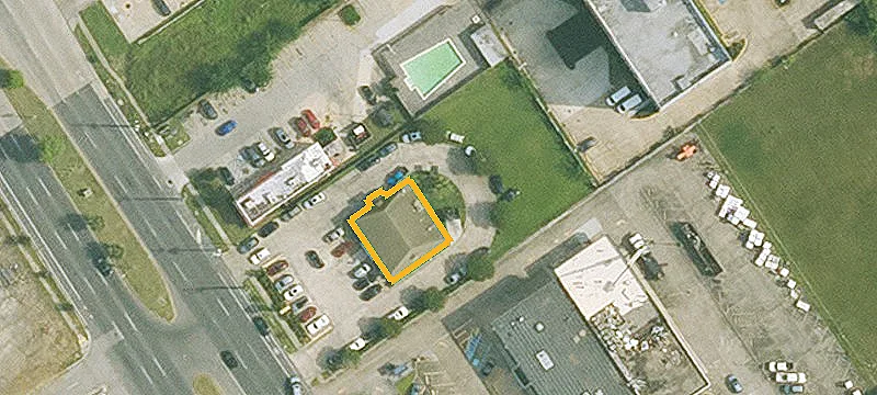 5733 Read Blvd