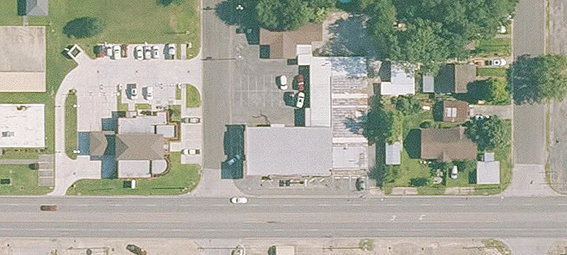 950 Laurel Ave