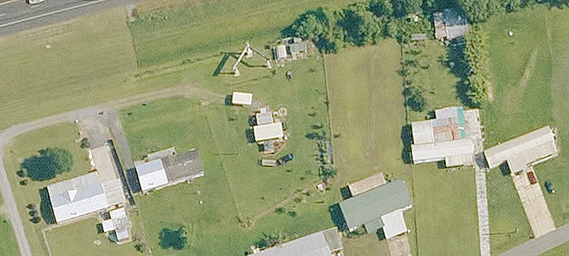 1013 Lou Ln