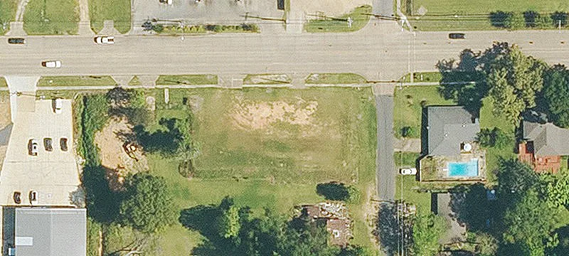 702 Ave G G