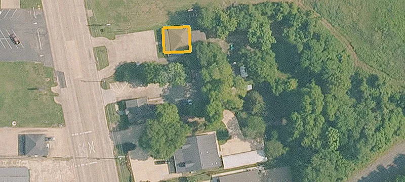 1628 Benton Rd