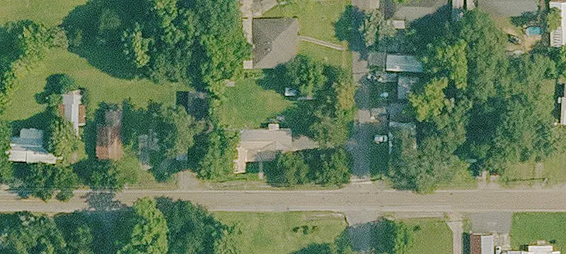 300 2nd St