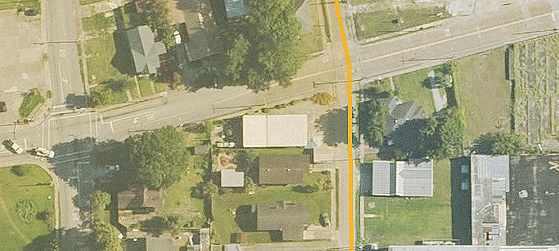 Simcoe St