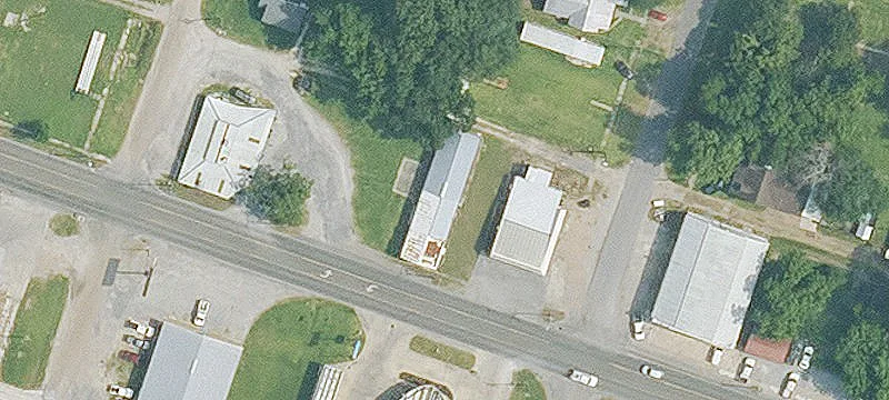 406 Veterans Meml Dr