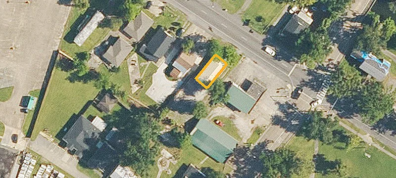 7224 Main St