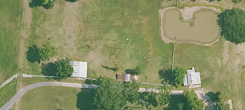 10898 Hwy 105
