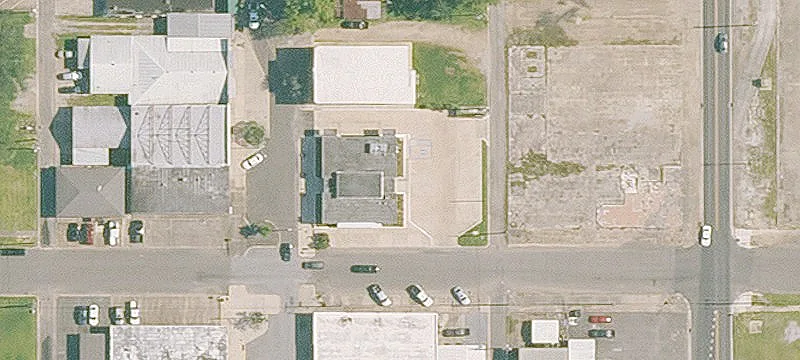 200 2nd St