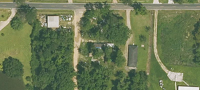 45566 Log Cabin Ln