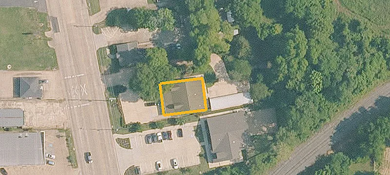 1620 Benton Rd