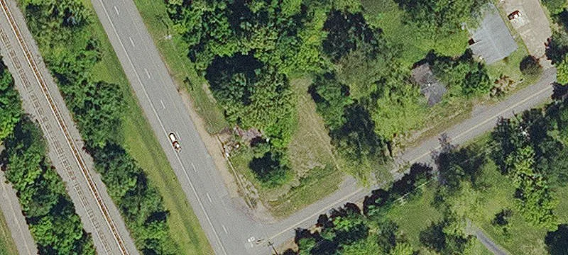 1006 Hwy 71st S