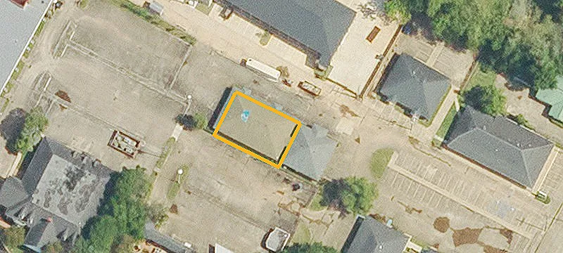 2021 Macarthur Dr